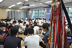 最後はセミナーハウスにて<br />学年を超えた懇親会