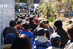 工事中につきご不便をおかけしていますが　大きな混乱なく退出していただきました