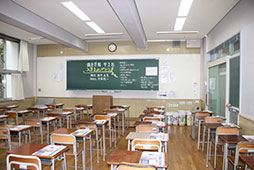 あと生徒を待つばかり！