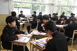 早速新しい仲間と交流！
