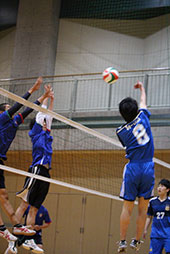 ハイレベルな攻防が続く、<br />高校バレー